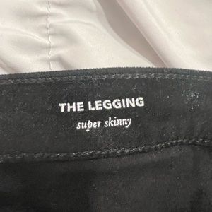 Woman's Velvet AG Skinny Pants